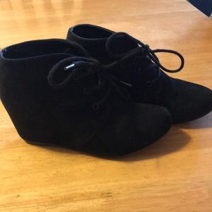 ⭐️ 5/$25 ⭐️ Girls boots